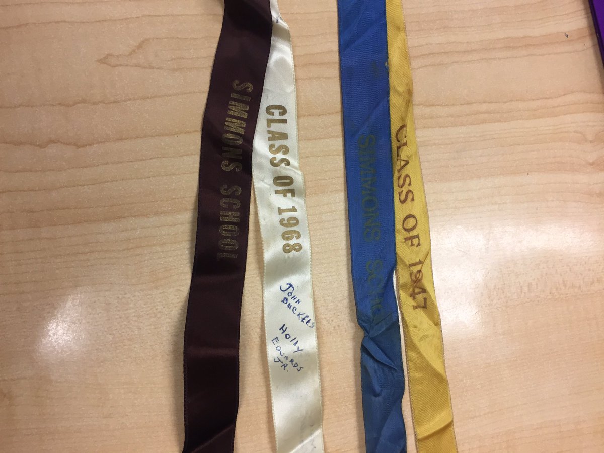 tgarciaspanish's tweet image. Proud to be a 4th generation Simmons student! #simmonslearns #rsd122cares #classof1947 #classof1968 #classof1993 #classof2017