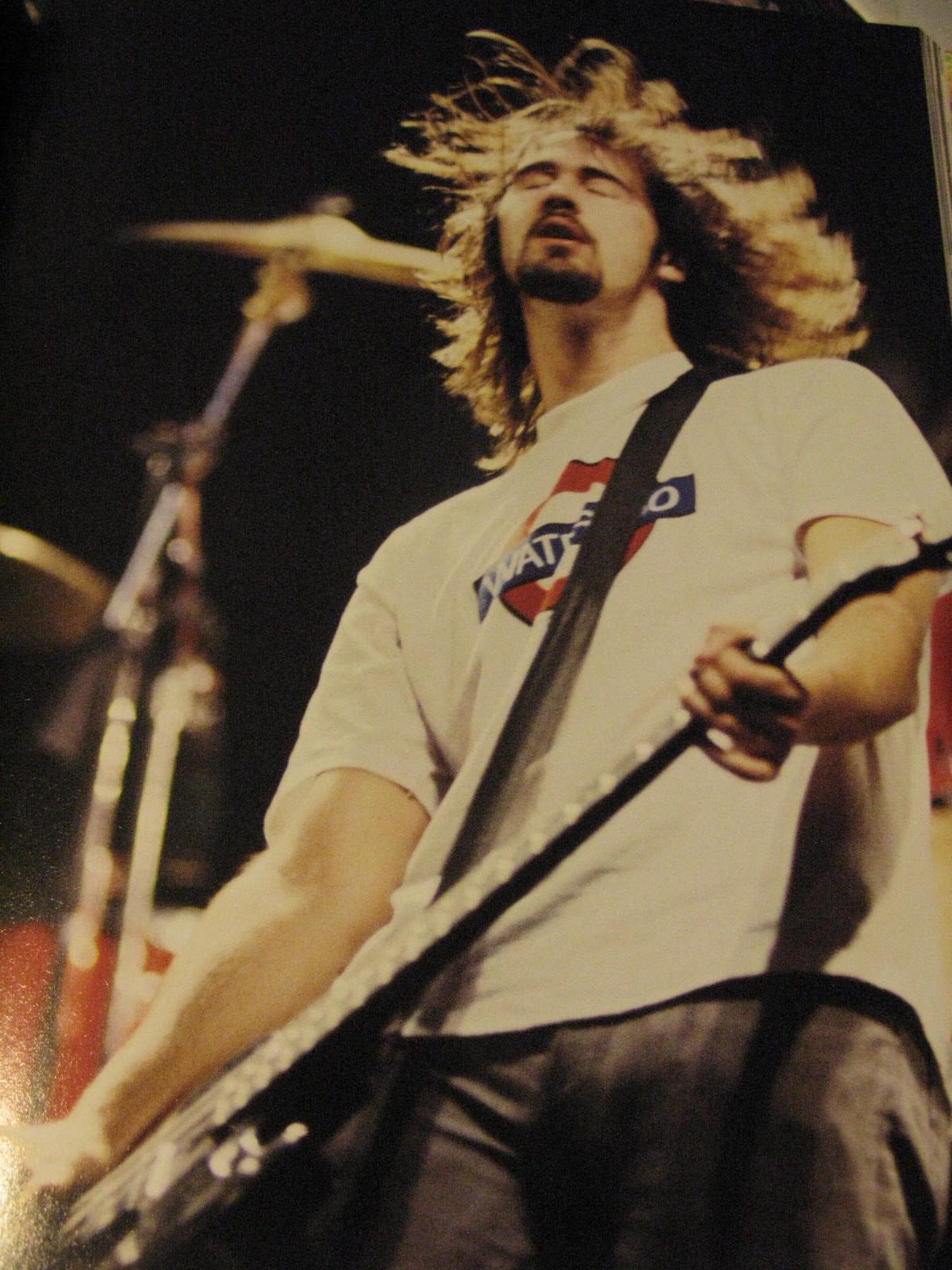 Happy birthday krist novoselic!!!! 