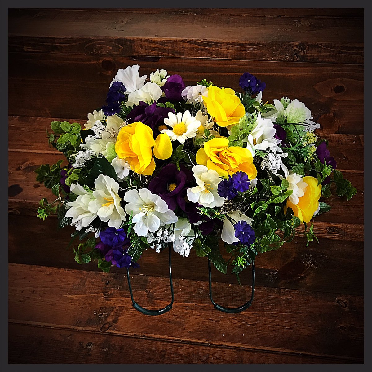 stems_petals's tweet photo. We offer cemetery saddles for paying tribute to those you've lost. #love #loss #cemetery #shopsmall #supportlocal #flowers https://t.co/NT3qZxZNFn