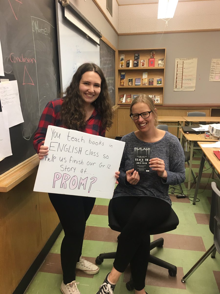 DVSS Promposal tweet media