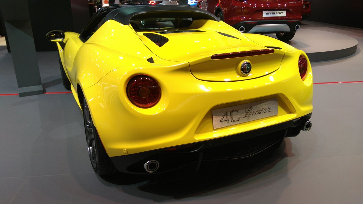 Mofler_com's tweet photo. ¿Quién se resiste a un Alfa Romeo 4C?
#AlfaRomeo #4C #AutomobileBarcelona #Barcelona #Alfa #Romeo #mofler #redsocial #motor https://t.co/uDc19EP4vP
