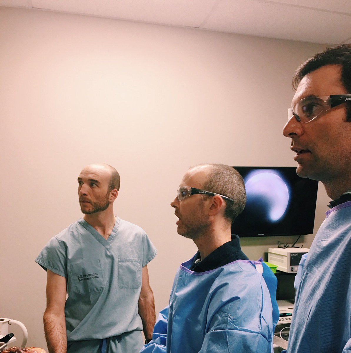 TMG_Canada's tweet photo. THANKS! Joel Lobo MD, John Haverstock MD, Mike Gladwell MD and Mike McCaffery MD for joining @TMG_Canada at the #SCR #shoulderlab last week! https://t.co/DOTDyQWYEb