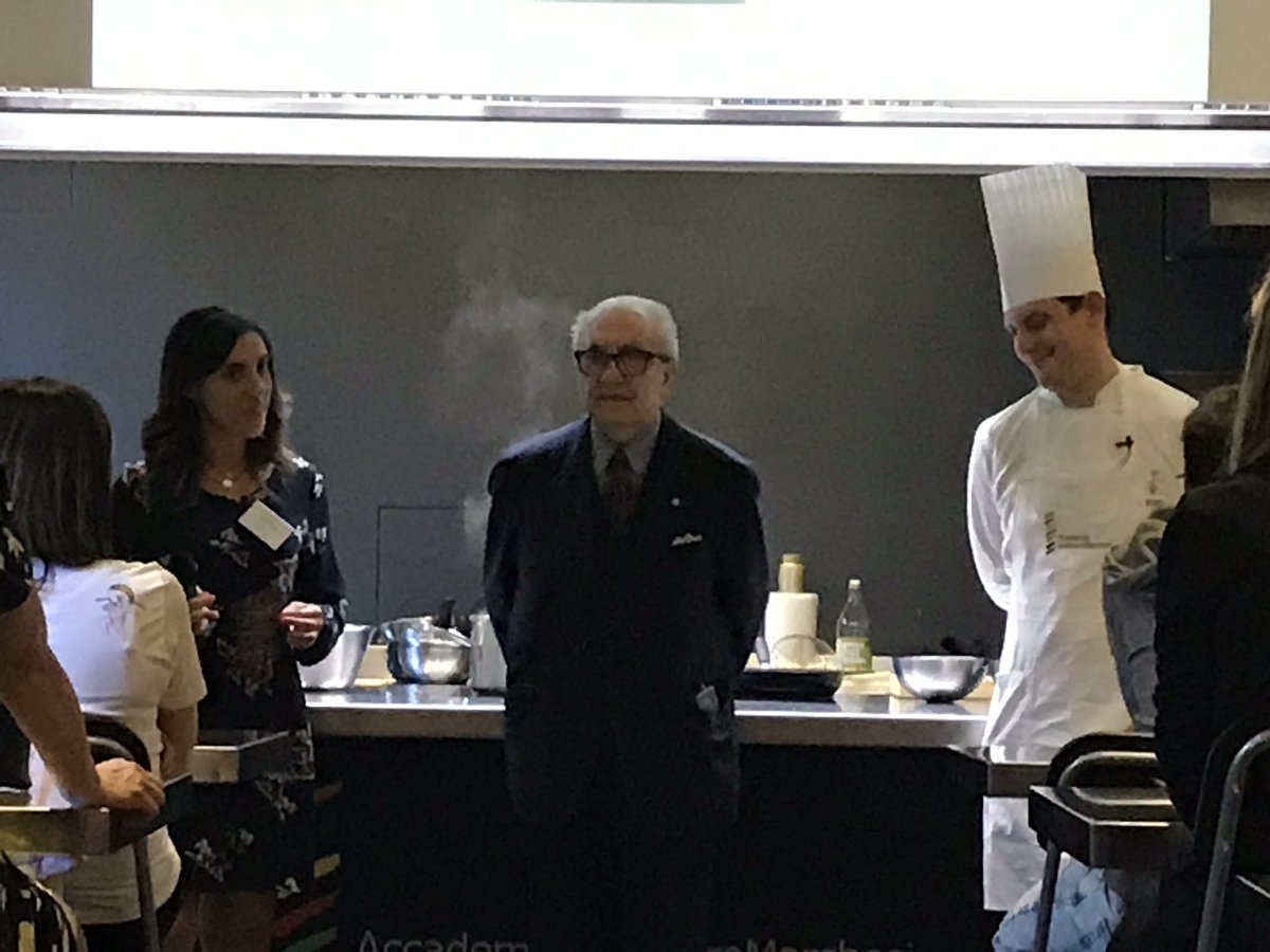 Presentazione dei nuovi corsi Accademia Marchesi. Gualtiero Marchesi: la cucina è un mix di dedizione,ricerca,conoscenza. <a href="/secolourbano/">Giacomo Biraghi</a>