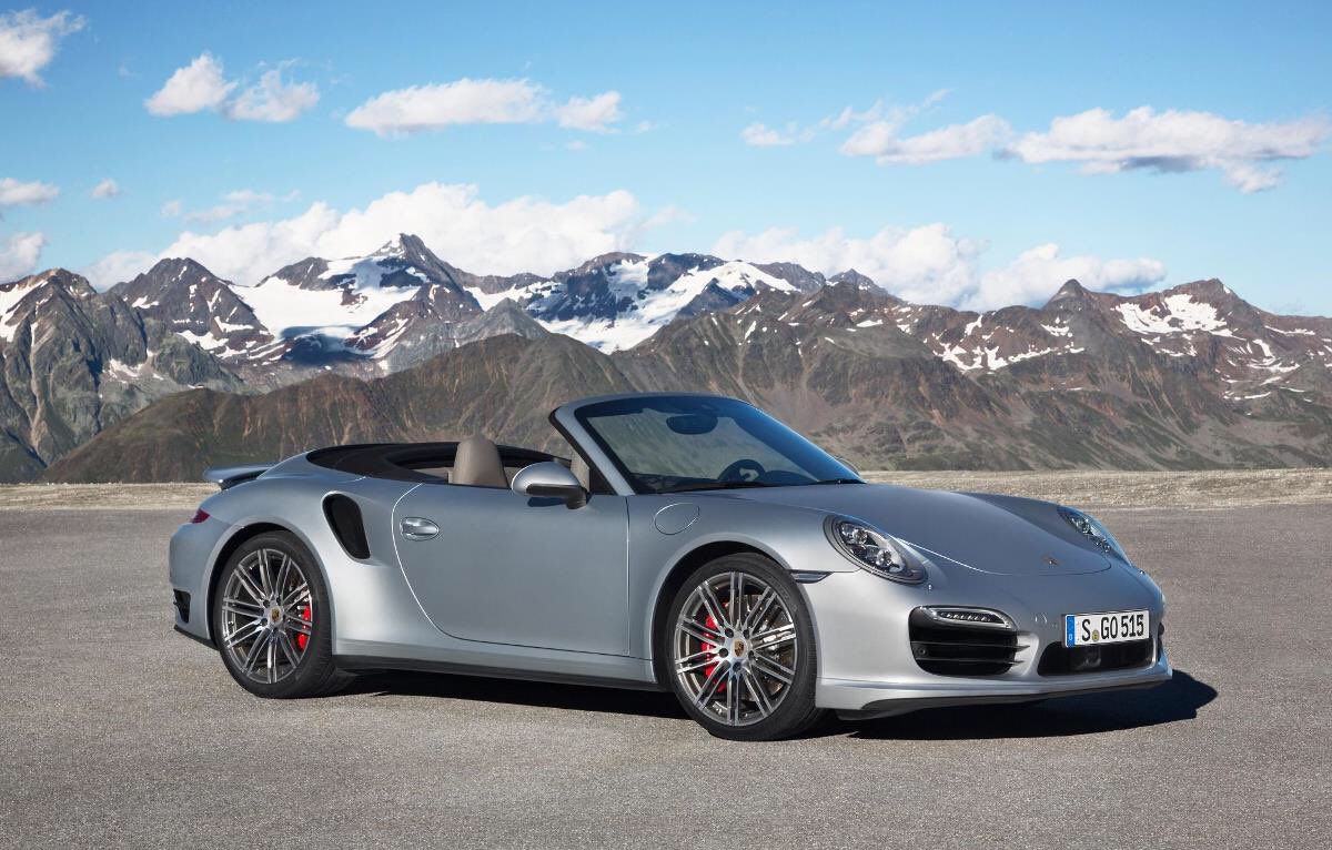 11_Porsche's tweet photo. It's a #TurboTuesday #ToplessTuesday in one😅 #Porsche #Beauty🌤😎
@PrestigeDiesels @CalgaryPorsche @PorscheRetail @19Edg91 @Tato1979 https://t.co/knCdDl1G7v