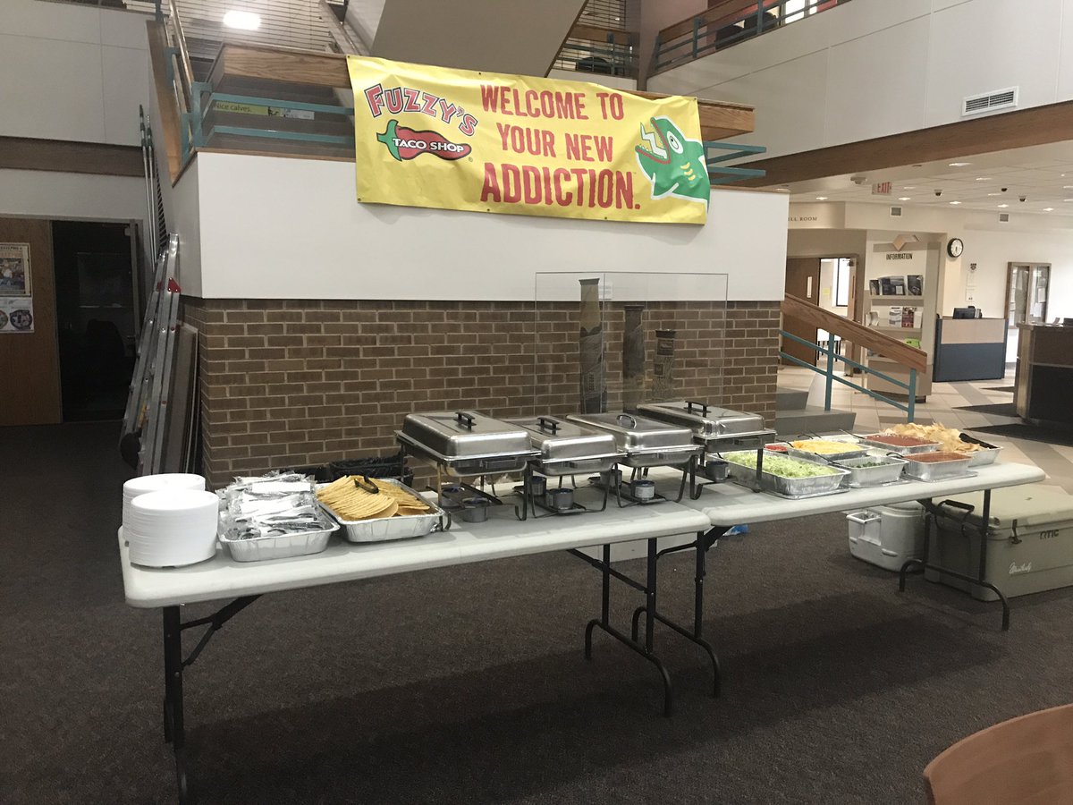 fuzzys_thornton's tweet photo. We cater! Call us at 303-252-8226 for more information! We can deliver and set up for a small fee.. https://t.co/STkr9tHT29