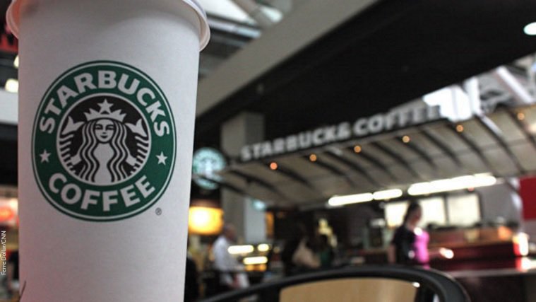 Starbucks locations hit by payment system outage in US, Canada, some offering free beverages bit.ly/2qscinJ https://t.co/A9RlBHvMfB