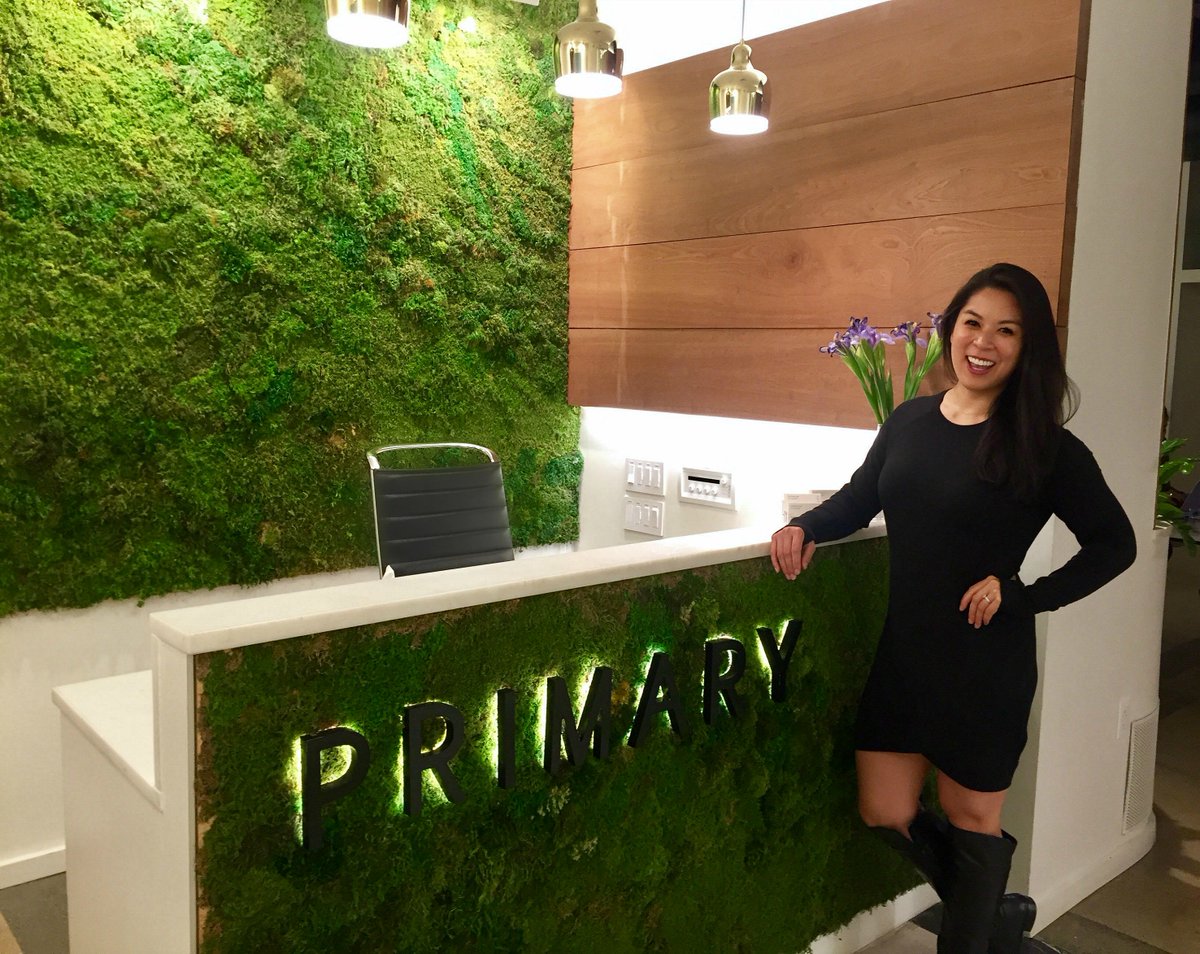 DefinedbyDaph's tweet photo. HIIT IT! HQ at @liveprimary! Gorgeous #coworking space in #NYC with a focus on #WELLNESS! So excited to be part of the #liveprimary family! https://t.co/FYRZ0afJk8