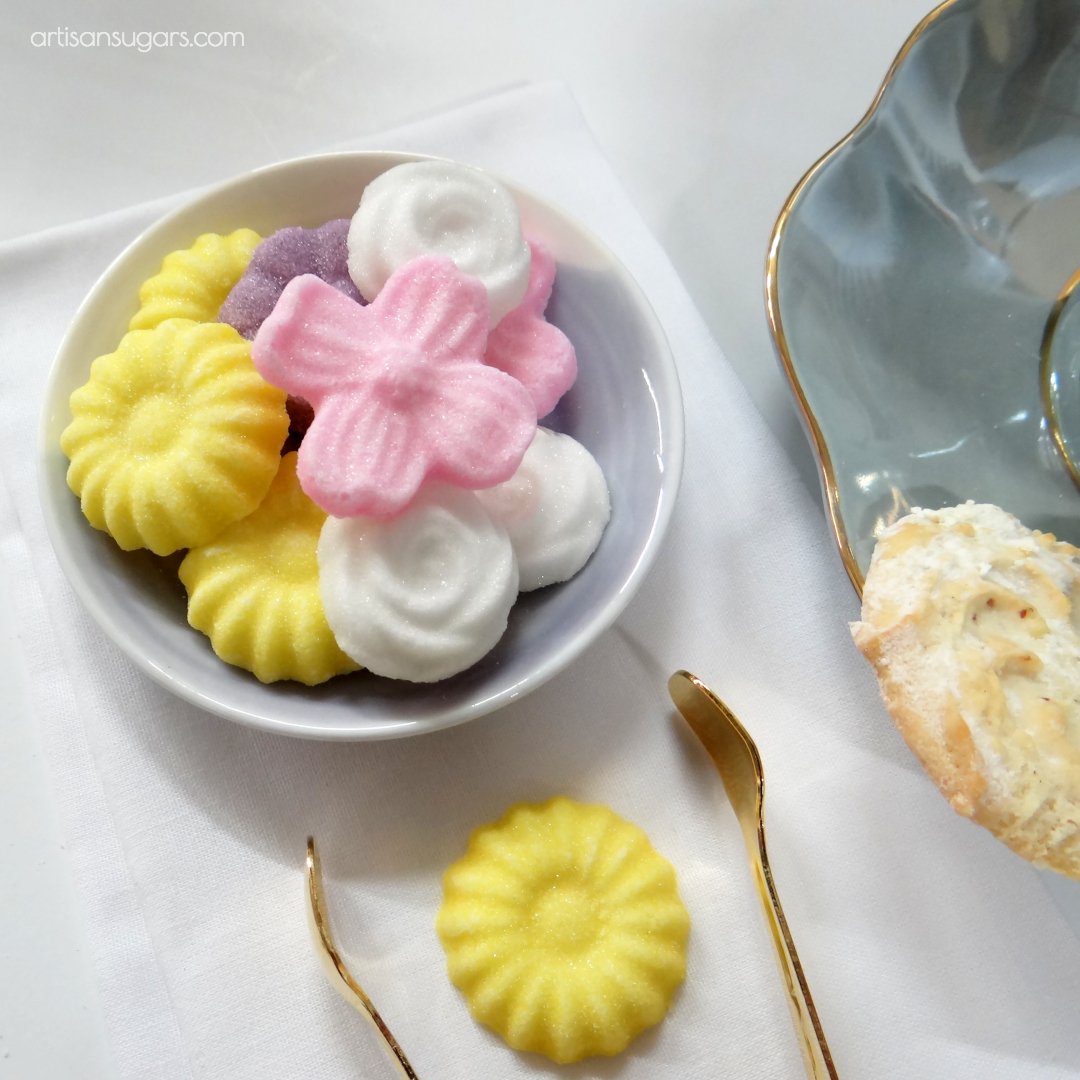 Have flowers with your tea! 🌼 🌸

Our lovely medley of flowers is wonderful for an afternoon tea.

bit.ly/SpringSugars
