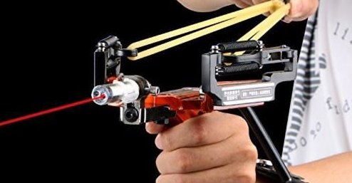 This insane laser-sighted tactical slingshot hunts game with scary accuracy. MAXIMM.AG/Q7S6Tfz
