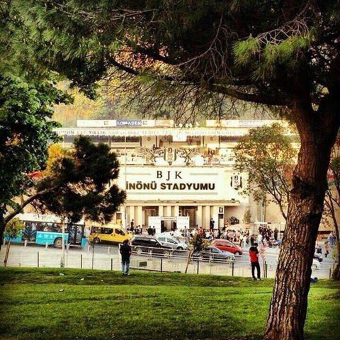 ertutan's tweet photo. Gözümde canlanır koskoca mazi... https://t.co/REKfJC5L6G