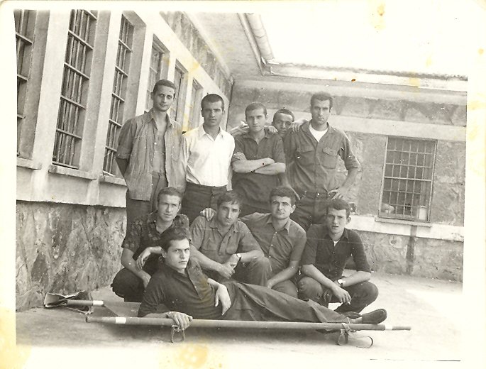 denizgezmisvkf's tweet photo. 45 yıl önce, 6 Mayıs 1972 şafağında yaşamlarına son verilen #DenizGezmiş #Hüseyinİnan #YusufAslan'ı sevgi saygı ve özlemle anıyoruz. https://t.co/tceeE9u0OQ