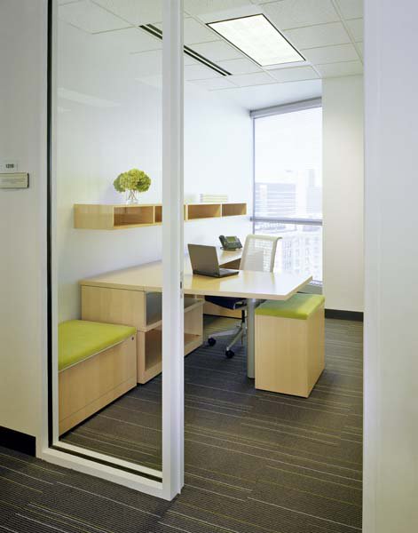 JackieP_EUA's tweet photo. #TBT to our #interior solution in 2007 for @Accenture in #Milwaukee #openaddress #workanywhere #reserveyourspace @EUA #workplaceexperts https://t.co/Ru5lUY3jP0
