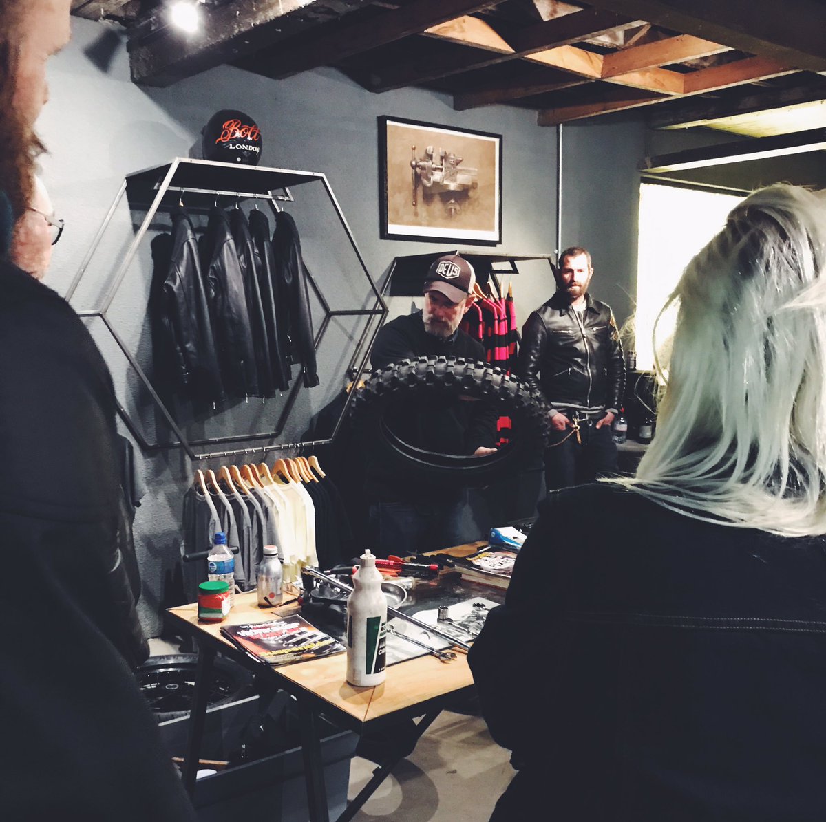 HMRevsCustoms's tweet photo. Taking classes at @BOLTmotorcycles https://t.co/mr3W6DRL1G