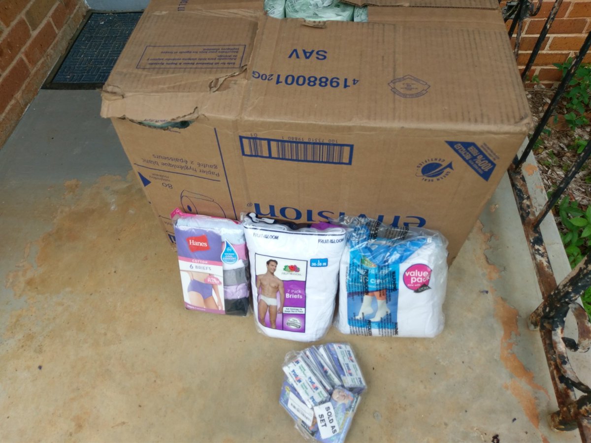 ahhcolumbia's tweet photo. An anonymous donation we received today. Thanks! The #Homeless will certainly appreciate it #NormalizeAtheism #AHTH #BeSecular #SCtweets https://t.co/grwQWT6ECB