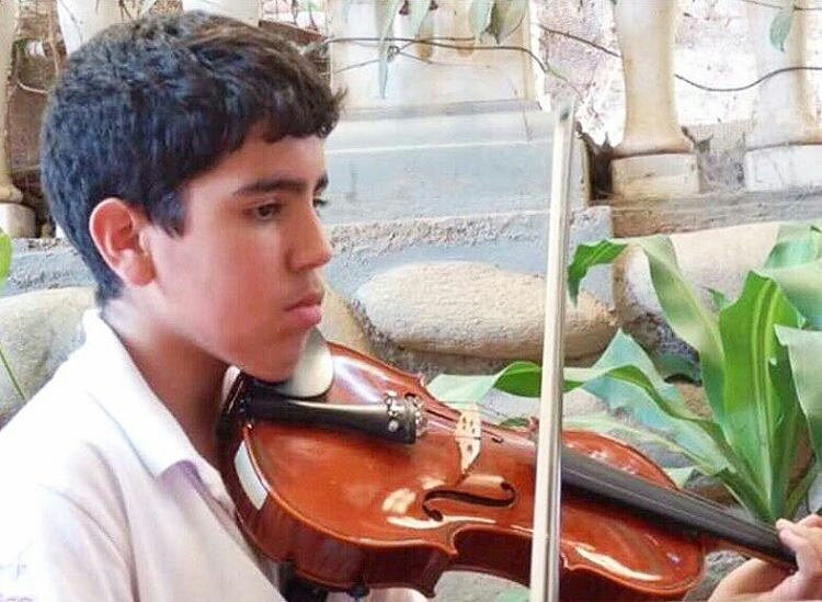 Expresamos nuestra tristeza y dolor por la pérdida de uno de nuestros músicos de <a href="/elsistema/">El Sistema</a>. Armando Caňizales Carrillo #ElSistemaEstáDeLuto