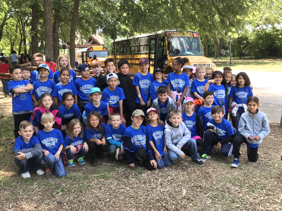 YMcCready_RES's tweet photo. River Legacy Science Center is always a hit! Love exploring with these young scientists! @triciadhanson #RESUnique https://t.co/NcPEzOcj4J