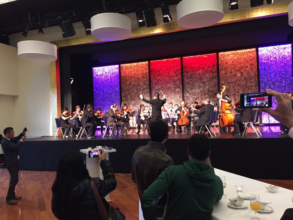 J_deGrootMD's tweet photo. Japanese neurosurgery orchestra at WFNOS 2017 in Zurich. #wfnos2017 thank you Dr Weller for a fantastic meeting. https://t.co/jxk2yB849d