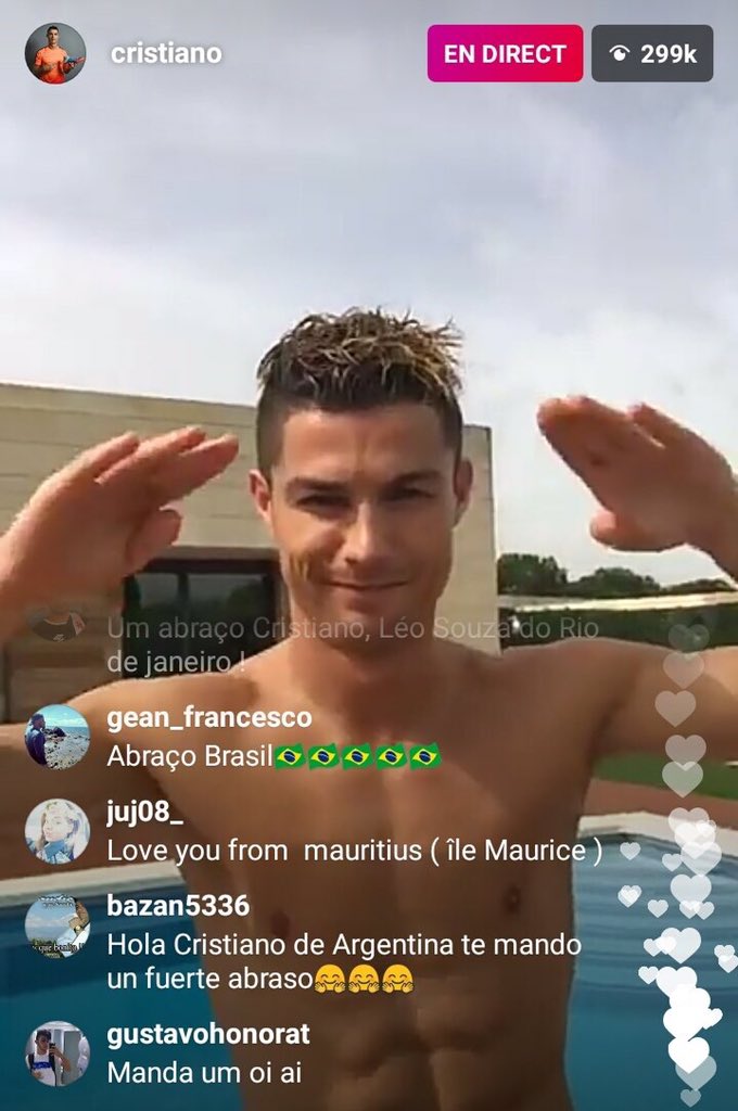 ronaldoactivity's tweet photo. It's the most beautiful smile I've ever seen https://t.co/NOTSUslkjv