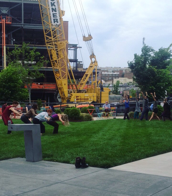 WakeDowntown's tweet photo. Did you catch this incredible #OnSiteInSight pop-up dance performance by @HSDanse at @wfiq today? 😍
#dtws #myws @downtownWS @CityofWS https://t.co/tBszkwcmDx