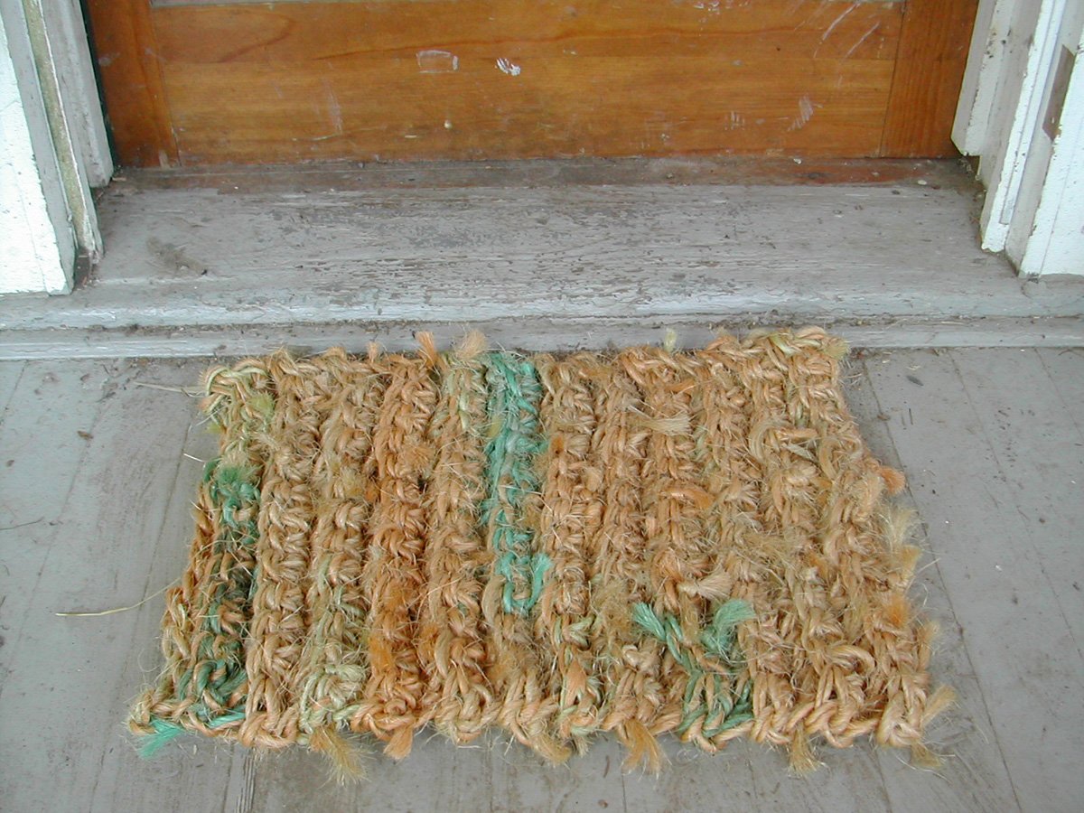 CraftStylish's tweet photo. Let's see what we can make without buying anything. Make a recycled twine welcome mat: https://t.co/VbT4N5sAE3 #restyle https://t.co/33iIX1pP3E
