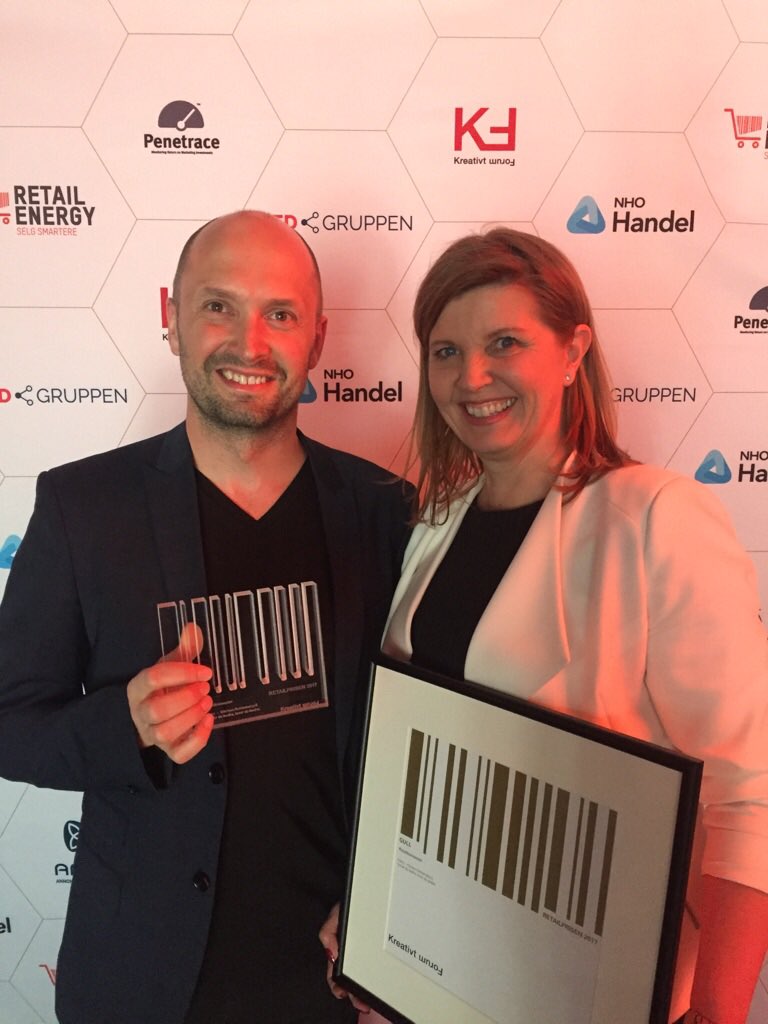 vkjuus's tweet image. Takk til våre dyktige matarbeidere! MENY kåret til årets retailer +Gull i intern opplæring og retail konsept! Nå skal vi løfte ytterligere💪🏼