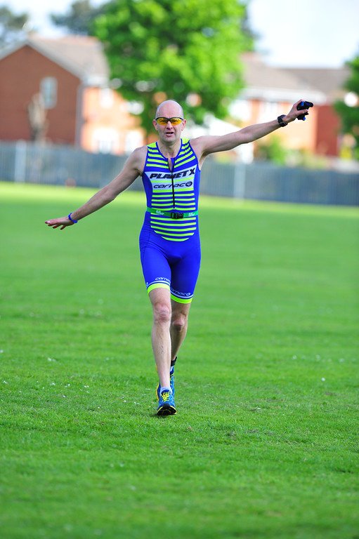 FreebirdEvents's tweet photo. Throwback to last year at #DriffieldTri #TBT https://t.co/om37wXGSZ1
