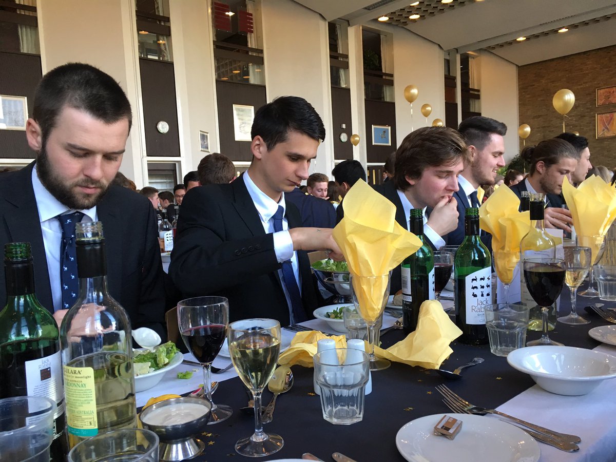 VM_AFC's tweet photo. Boys lying in wait for team of the year #CarbLoading https://t.co/s0n7cuwia0