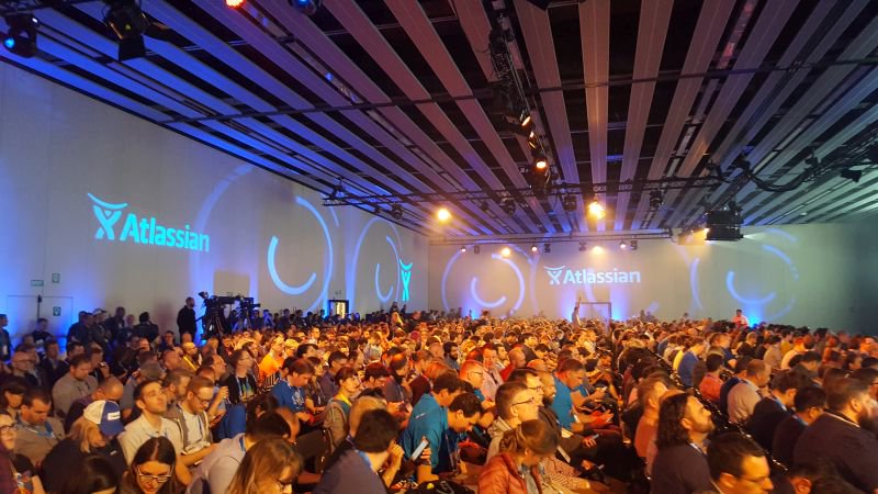 gekale's tweet photo. Thanks, @Atlassian , for a great event #AtlassianSummit2017 in beautiful #Barcelona. Loved the vibe, the people and all the information. https://t.co/Tvyyc98CGc