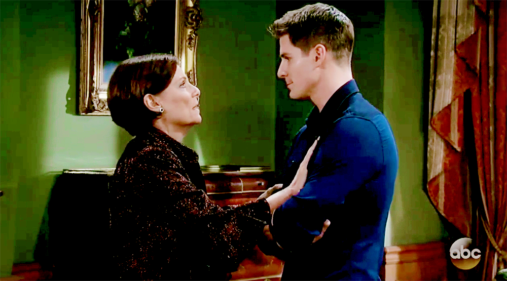 fyeahGH's tweet photo. Tracy: You have a really big heart. In fact, I think that heart of yours makes you the strongest Quartermaine.

#farewelltracy #GH https://t.co/M1kOBGCLRu