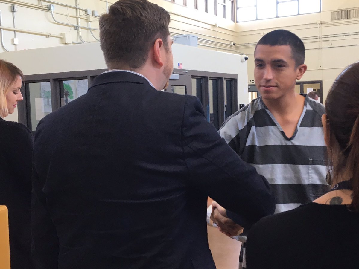 maricopacounty's tweet photo. 2/2 Substance abuse program for @maricopacounty inmates teaches skills for sobriety and life after jail.  Aimed at reducing recidivism. https://t.co/vM5xoSLtJt