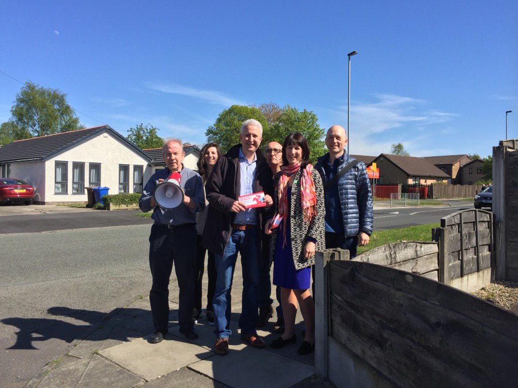 PrestonDr's tweet photo. Brilliant day today Out for @AndreaLSimpson and #andyburnham4mayor https://t.co/xl3wDDbbSH