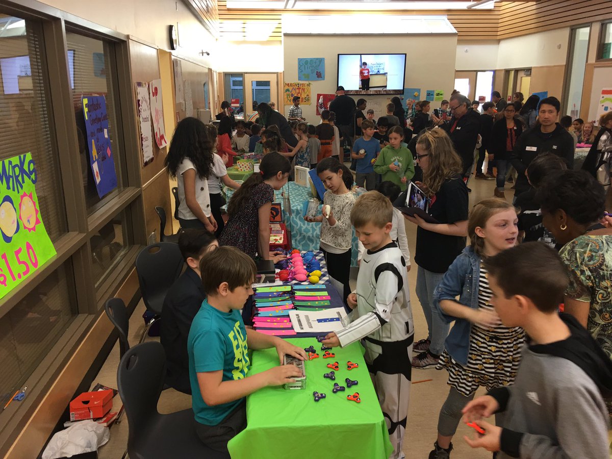 Division 7 are showing off their Young Entrepreneur skills!