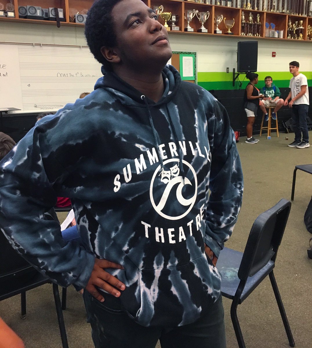 theatershs's tweet photo. This swanky hoodie can be ordered for $23, just bring the money to Mr. Smith tomorrow.
There are also left over t-shirts, they're $7! 👕👕 https://t.co/kJalDa8jGv