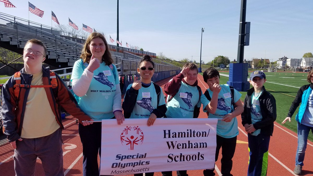 etracyhw's tweet photo. Congratulations to our students who participated in the Special Olympics today!  #GeneralsPride #HWRHS https://t.co/AigOJ4Q6Sd