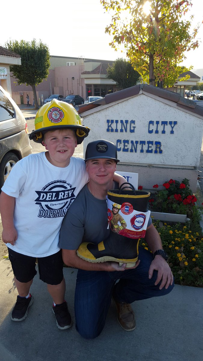 MDA_San_Fran's tweet photo. Happy International Firefighter's Day! Thank you to the @IAFFNewsDesk for all that you do for our MDA community. https://t.co/cWK1K3wARN https://t.co/QVrj64XOZ4