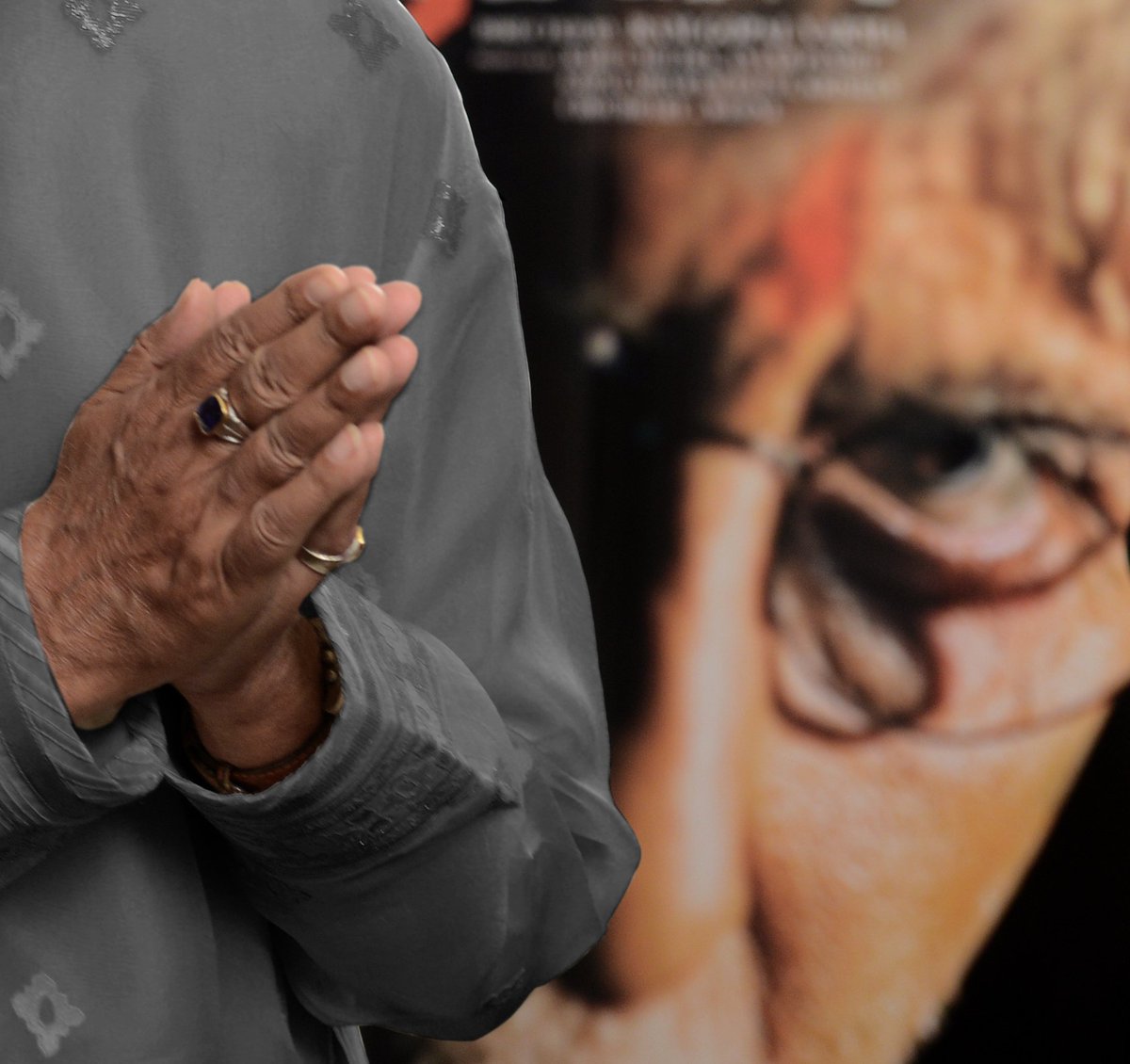 SrBachchan's tweet photo. T 2414 - UFFFFFFF !! what an innings played by #Rishabhpant .. never mind the 100 .. for us it was more than that !! https://t.co/PlopB3PEcr