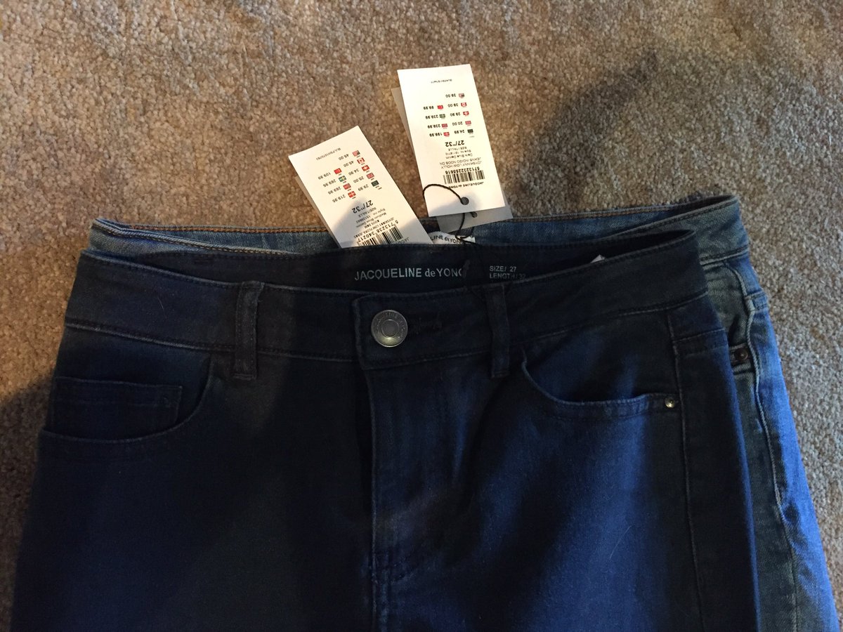 KatieKevans92's tweet image. @FandFclothing ... how are these the same inch waist ? #samebrand #samecut