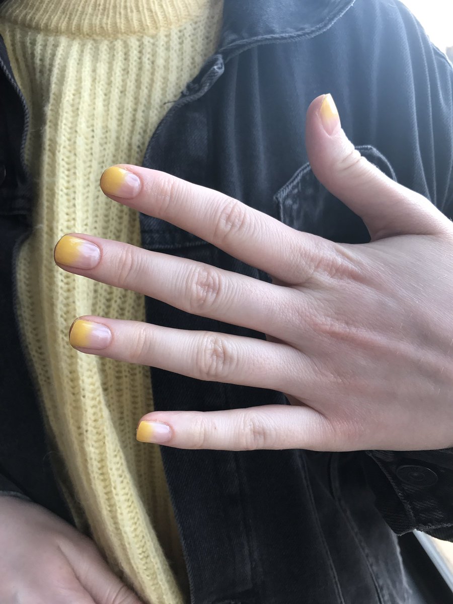 buffnwa's tweet photo. 'Nana chip 🍌 faaade https://t.co/SvK4h8M3M3