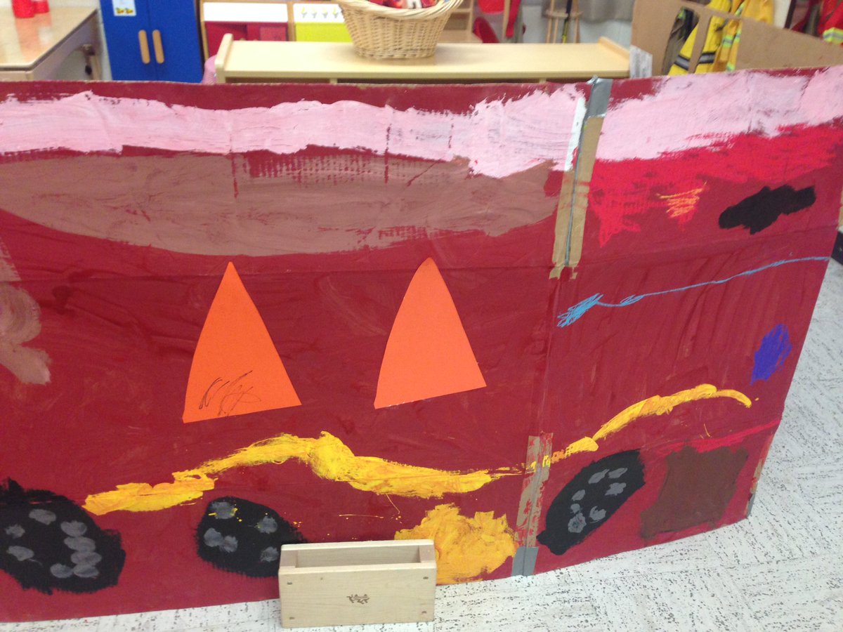 SacevedoMVPS's tweet photo. Our fire truck is complete! @eramerling #mvlittles #firestationproject https://t.co/GadfuhxpJp