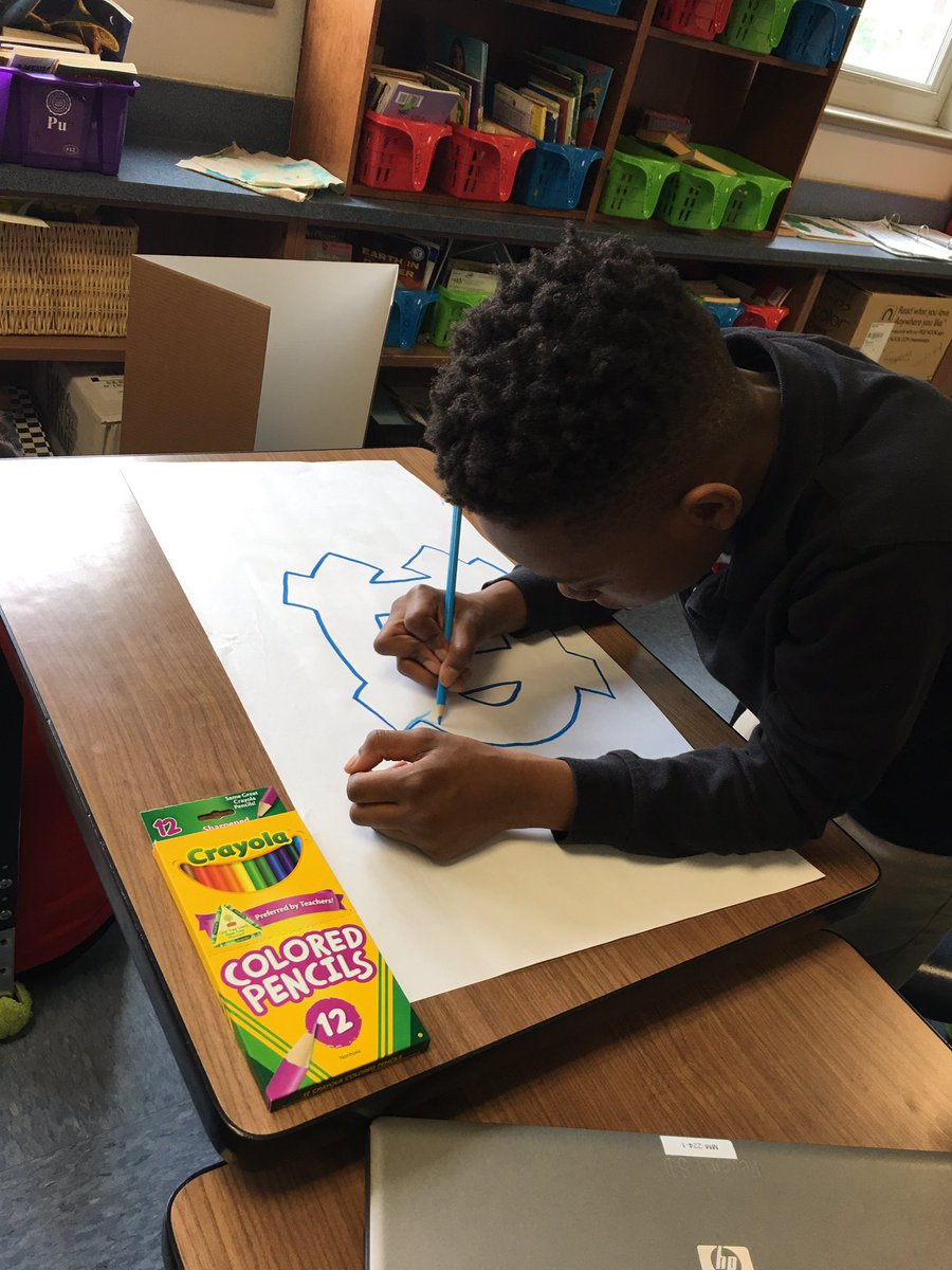 MrsMcCleanRSD's tweet photo. More hard work from my 5th grade on @UNC and @PittTweet projects. Even had a Pitt student to interview! #ReachHigher #RSDProud @RDGschools https://t.co/SyEQ8goHCv