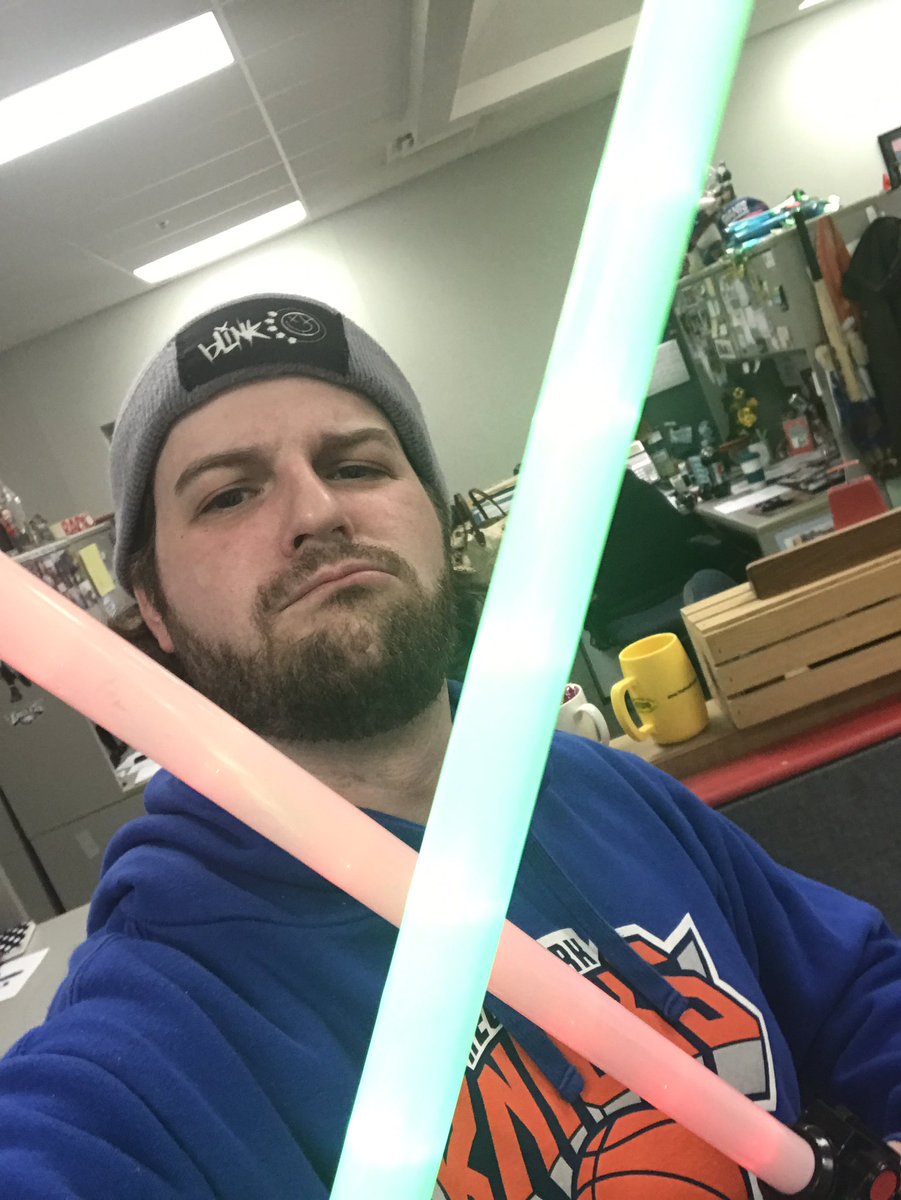 ScottRadio's tweet photo. #MayTheFourth be with you. Also, win Lil Uzi tix at 545
#ScottPank 2-7 @JAMZ963 https://t.co/UsHrtLiMXk