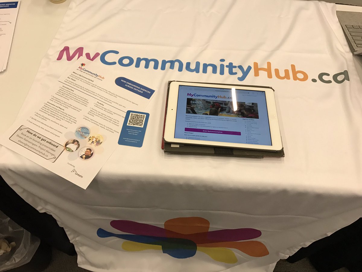 MyCommHub's tweet photo. @oasisontario #oasis20 https://t.co/bTOnPdiMTK @MyCommHub gr8 turnout, thank you every1 for coming by https://t.co/Hr03NIhrut