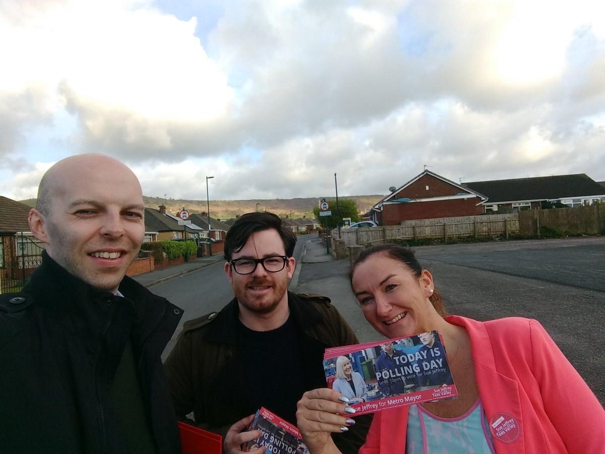 Out with <a href="/DaleQuigley/">Dale Quigley</a> on the #labourdoorstep for <a href="/sue4teesvalley/">Sue Jeffrey</a>