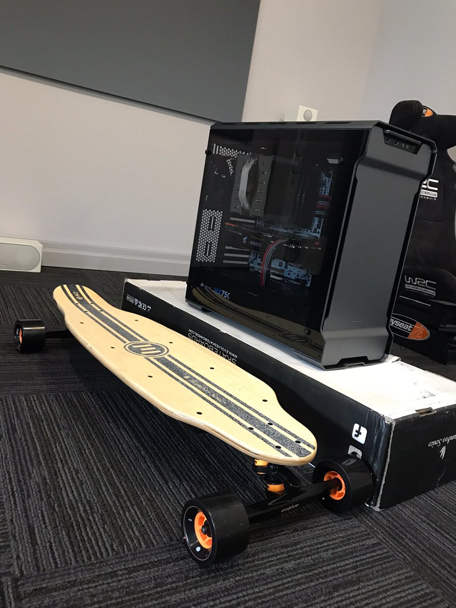 ExtremePC_CAN's tweet photo. Extreme PC's ship to your door within 2 business days! @AMDRyzen @AMDGaming @NellyFXpert @msiUSA @EvolveSk8boards #evolveone https://t.co/xsG6jPr16E