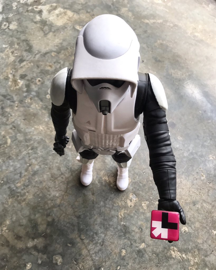 HeForSheLAC's tweet photo. ¡Que la fuerza te acompañe!: derribando estereotipos de género uno a uno. #HeForShe #MayTheFourthBeWithYou https://t.co/pDpzLzVfxI