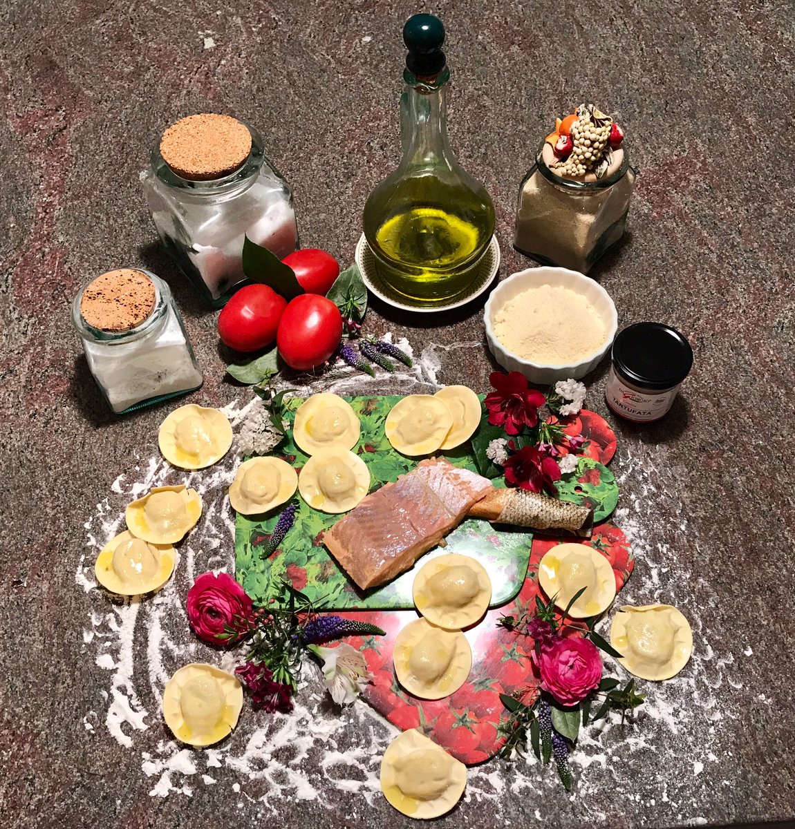 DespensaEmelin's tweet photo. Después de pasar unos días por Italia, la receta de esta semana no podía ser otra cosa que una deliciosa pasta! Este sábado en el blog...🍝🐟 https://t.co/umzboTsGt6