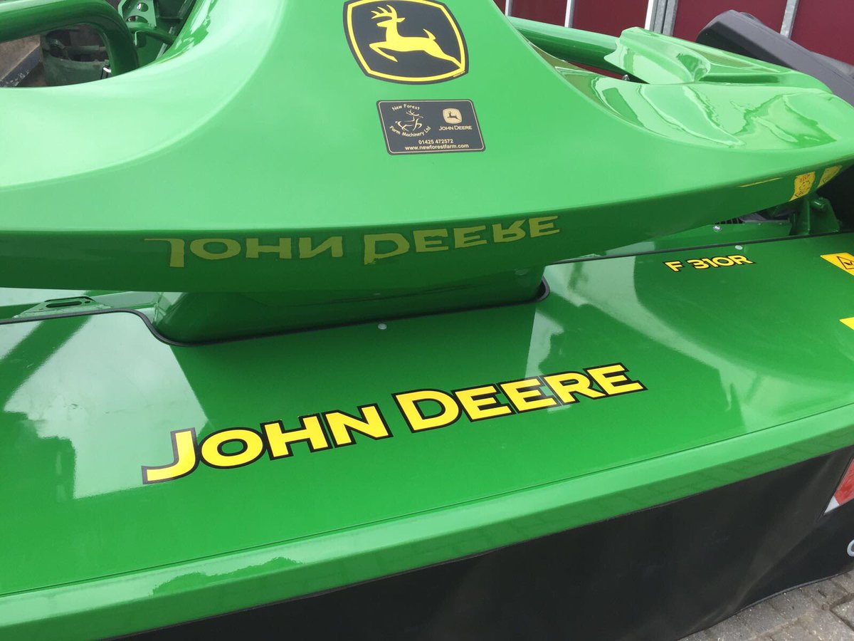 NewForestFarm's tweet photo. All new @JohnDeere #F310R moco ready for delivery #southernagrihire https://t.co/r3MAwOeytK