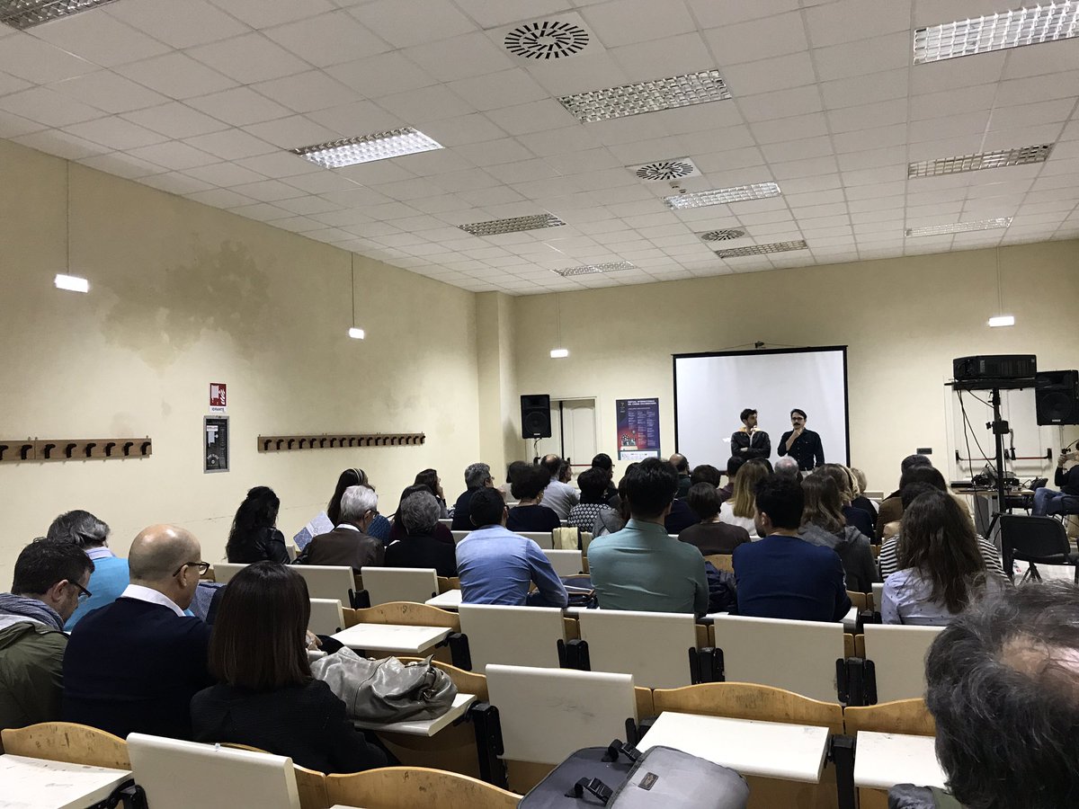 Sta per iniziare l'ultima proiezione "Sono Guido e non guido" con Alessandro Buonomo. 
#marcellino17 #taranto