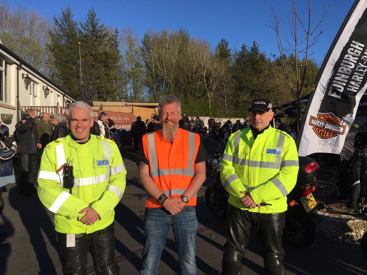 PI Park &amp; Ps Drummond with the owner of <a href="/LeadburnInn/">The Leadburn Inn</a> , Iain Dempster, who organises the meetings and is supportive of responsible riding!
