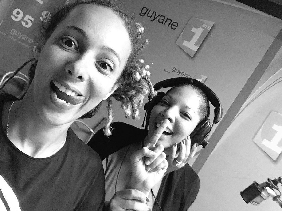 guyla1ere's tweet photo. #FDB1 revient pour une nouvelle soirée ! 19H-21H c'est Kelly et Sango qui prennent les commandes de ta libre Antenne 📻 https://t.co/dFT4qXybYp